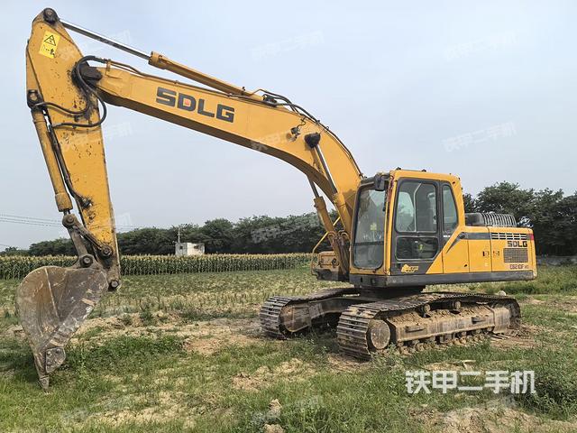山東臨工E6210F挖掘機(jī)