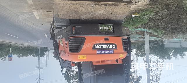 整机右后45°(整机外观) 整机右后45°(整机外观)