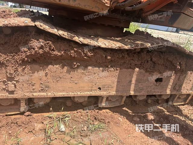 左導(dǎo)向輪（行走機(jī)構(gòu)）