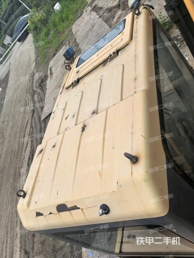 駕駛室頂部俯視(上車部件) 駕駛室頂部俯視(上車部件)