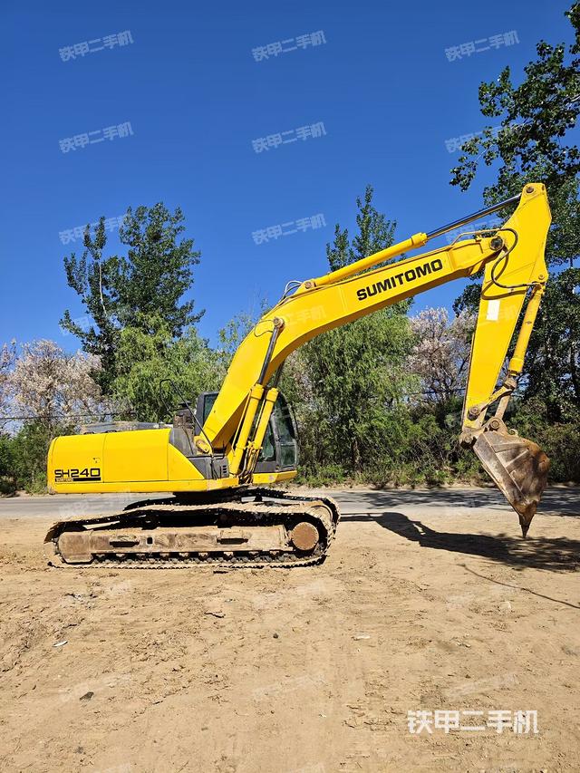 整機(jī)右后45°(整機(jī)外觀) 整機(jī)右后45°(整機(jī)外觀)