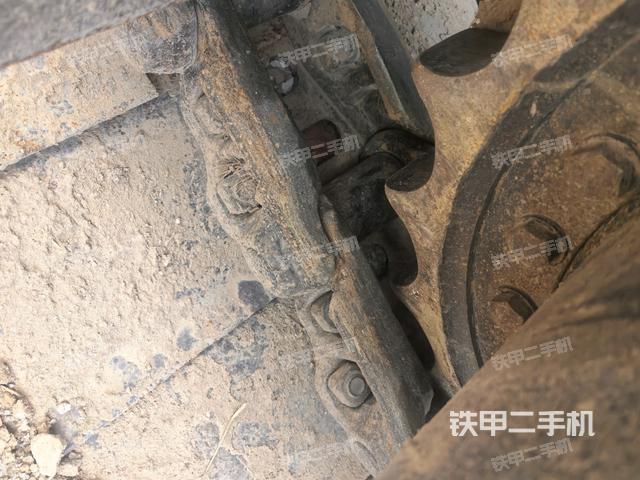 右侧履带整体（行走机构）