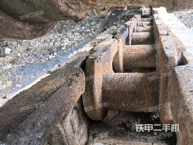 右驅(qū)動輪(行走機構(gòu)) 右驅(qū)動輪(行走機構(gòu))