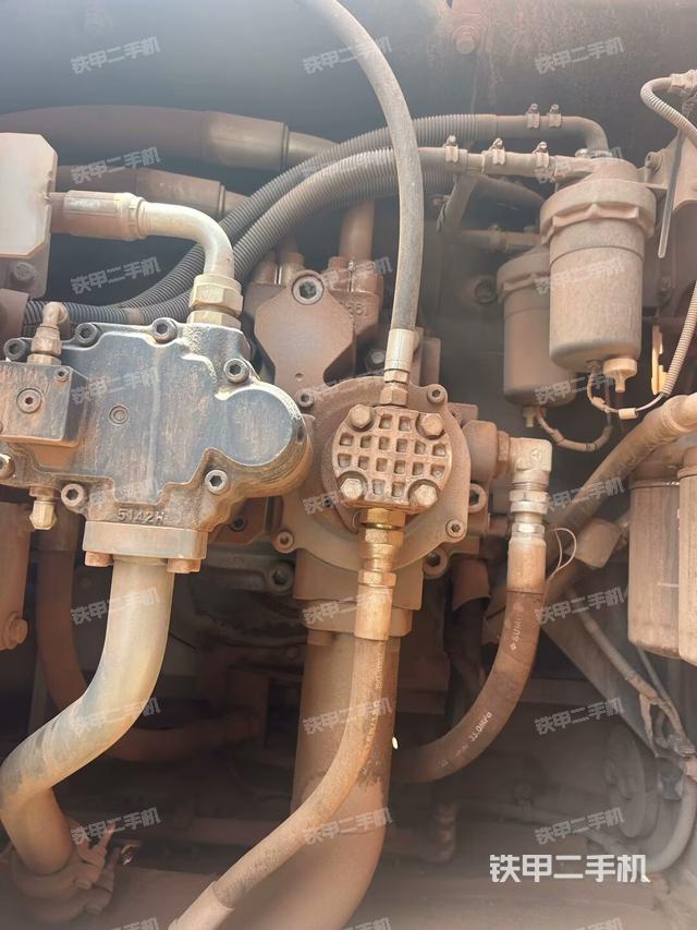 液壓泵室（大件艙室）