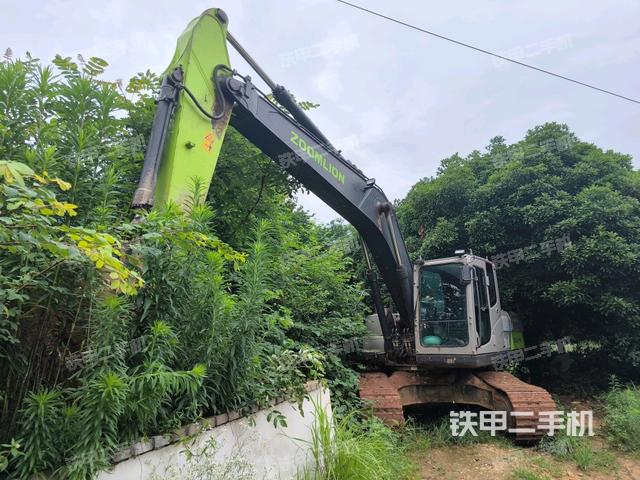 中聯(lián)重科ZE205E-10挖掘機(jī)