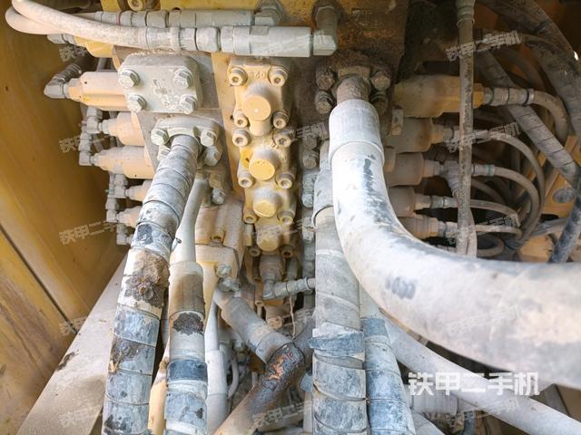 分配閥(上車(chē)部件) 分配閥(上車(chē)部件)