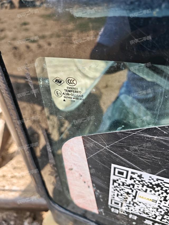 后窗玻璃角標(biāo)(駕駛室部分) 后窗玻璃角標(biāo)(駕駛室部分)