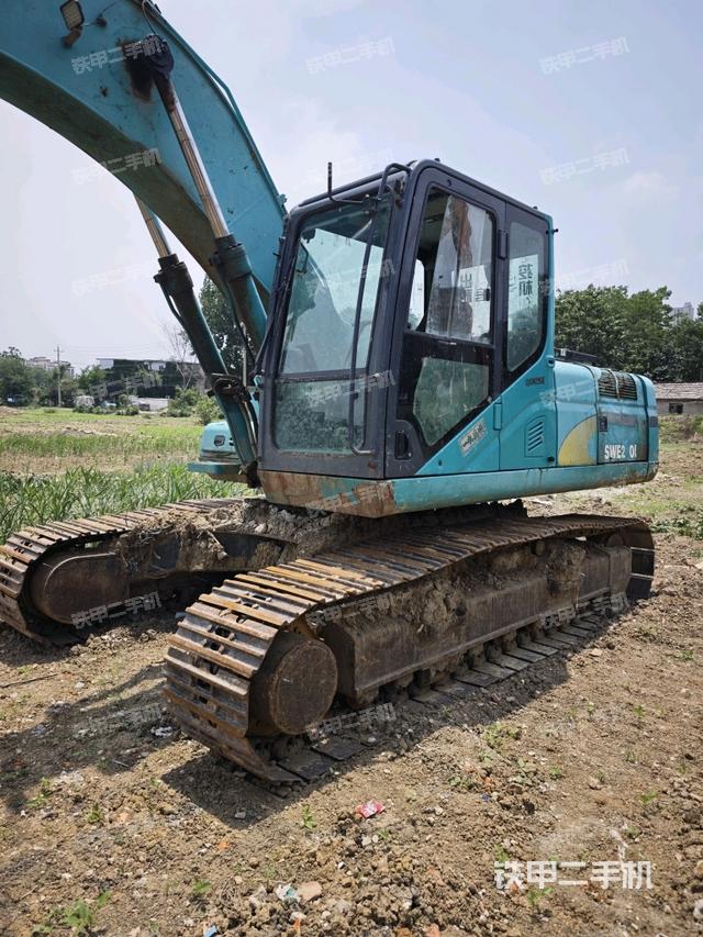 山河智能SWE230LC挖掘機(jī)