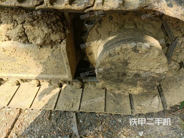 左驅(qū)動(dòng)輪(行走機(jī)構(gòu)) 左驅(qū)動(dòng)輪(行走機(jī)構(gòu))