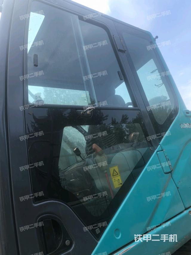 驾驶室正侧（驾驶室部分）