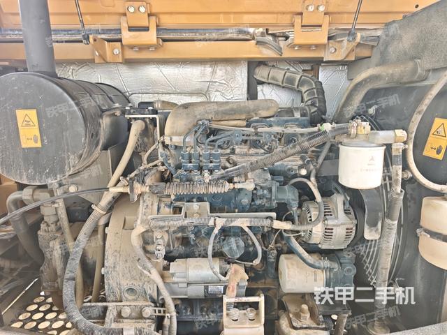 發(fā)動機整體俯視（整機外觀）