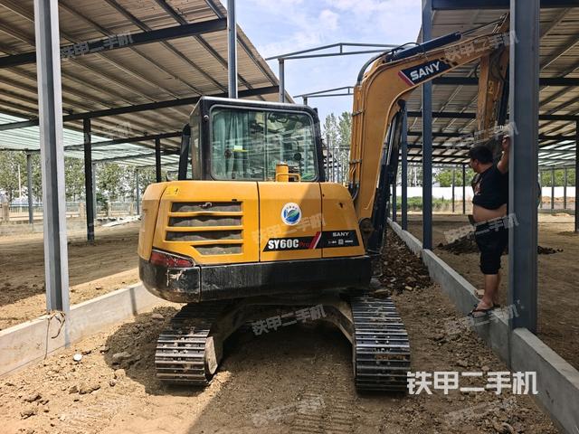 整機右后45°（整機外觀）