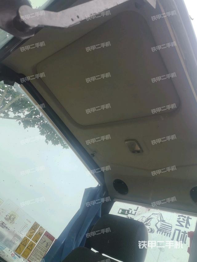 頂棚整體(駕駛室部分) 頂棚整體(駕駛室部分)