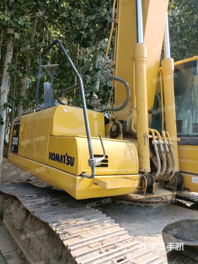 大臂整體?右側(cè)(工作和回轉(zhuǎn)裝置) 大臂整體?右側(cè)(工作和回轉(zhuǎn)裝置)