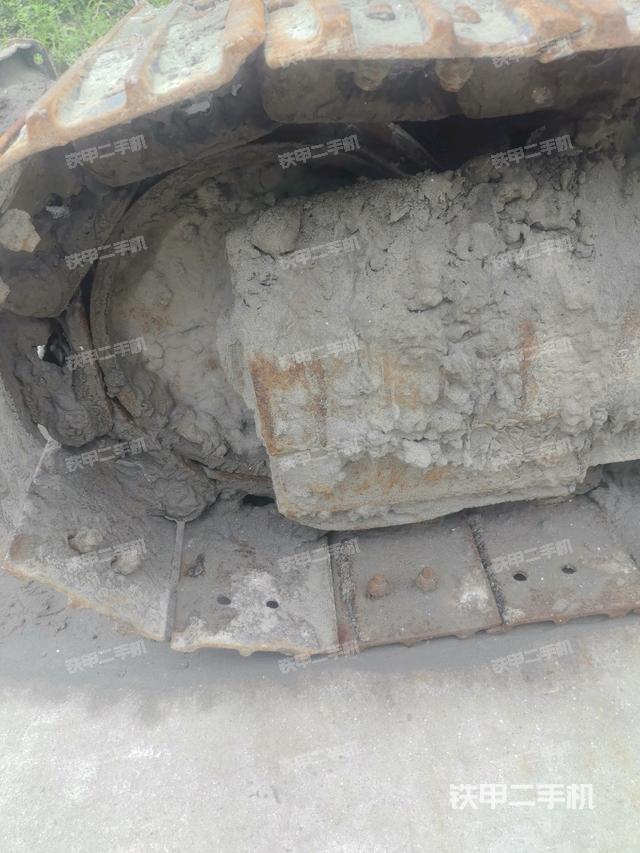 左导向轮（行走机构）