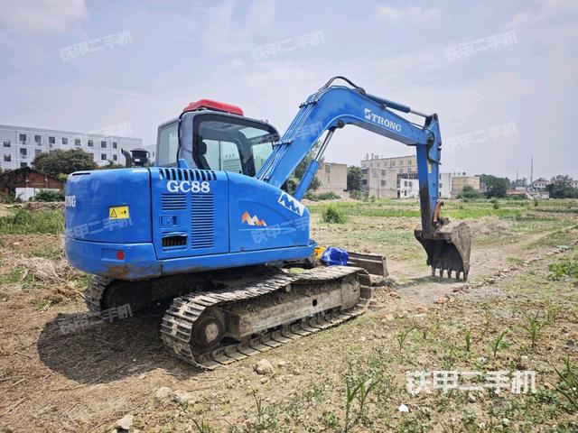 山重建机GC88-8挖掘机的设备实拍-第2张实拍照片