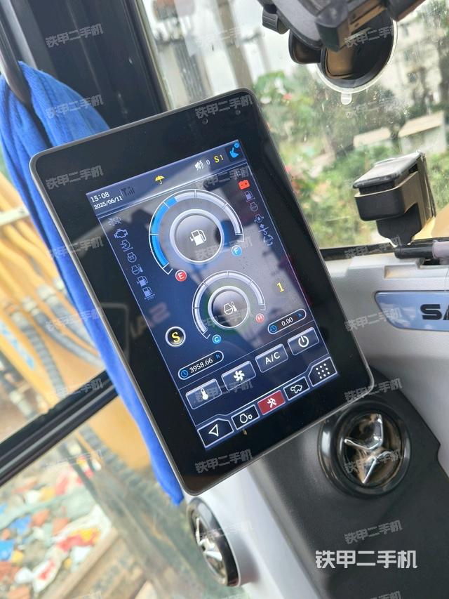小時表(駕駛室部分) 小時表(駕駛室部分)