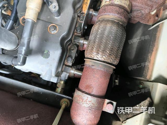 發(fā)動機整體俯視(整機外觀) 發(fā)動機整體俯視(整機外觀)