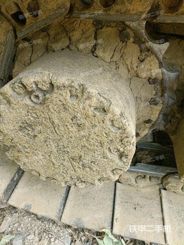 右驅(qū)動(dòng)輪(行走機(jī)構(gòu)) 右驅(qū)動(dòng)輪(行走機(jī)構(gòu))