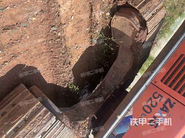 右導(dǎo)向輪（行走機(jī)構(gòu)）