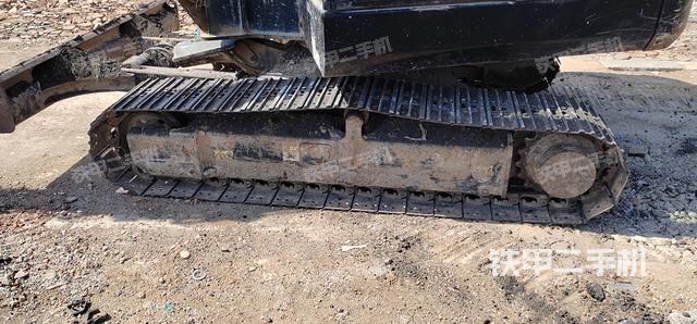 单侧履带整体（整机外观）