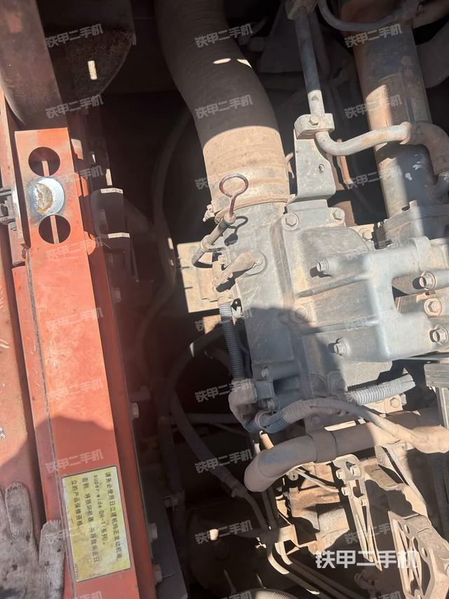 氣門室蓋螺絲特寫（上車部件）