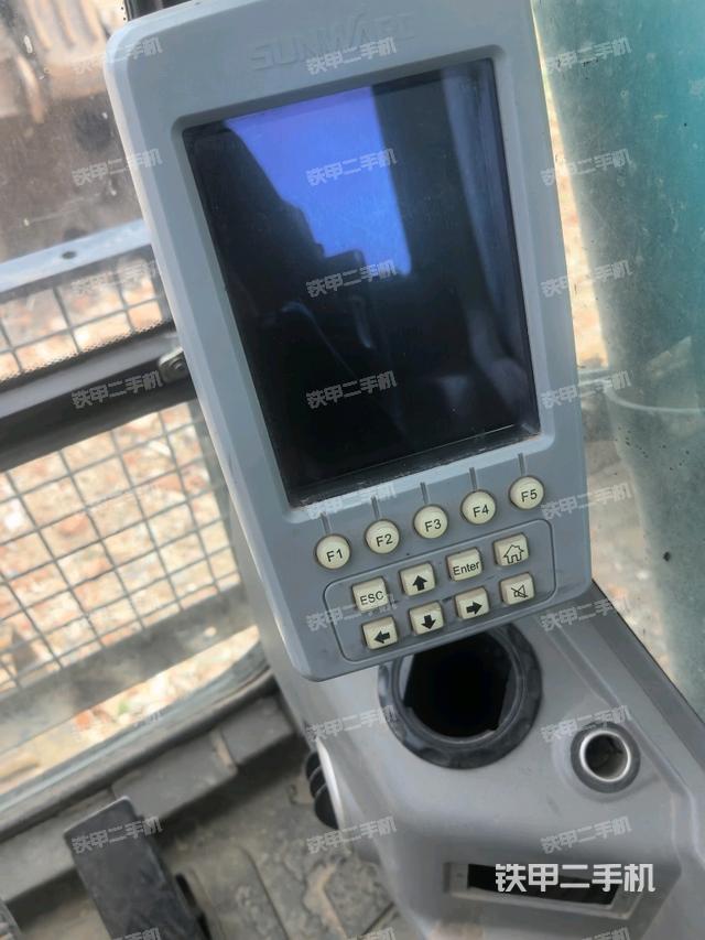 显示屏 （驾驶室部分）