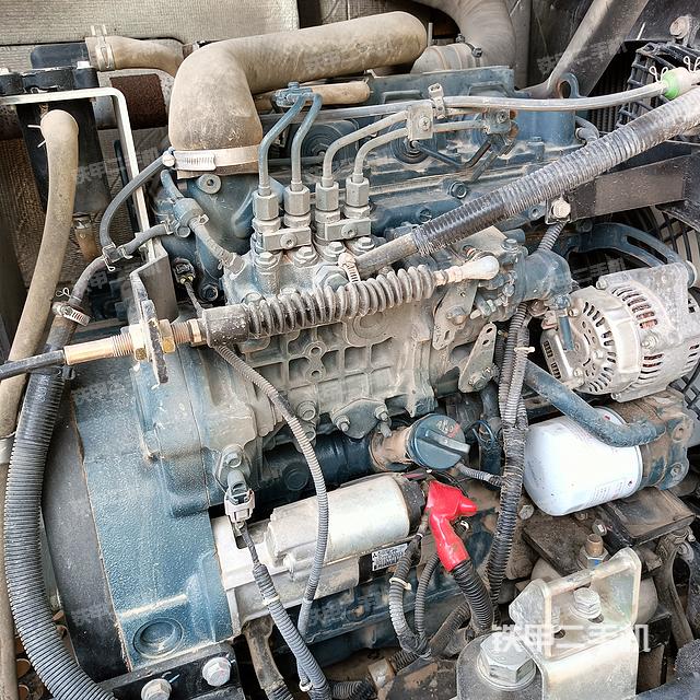 发动机整体俯视（整机外观）