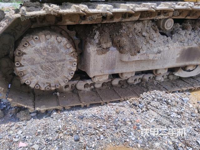 右驱动轮(行走机构) 右驱动轮(行走机构)