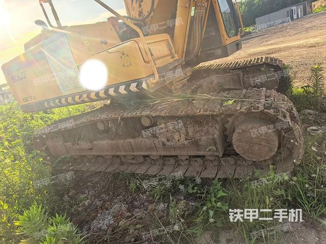 右导向轮(行走机构) 右导向轮(行走机构)
