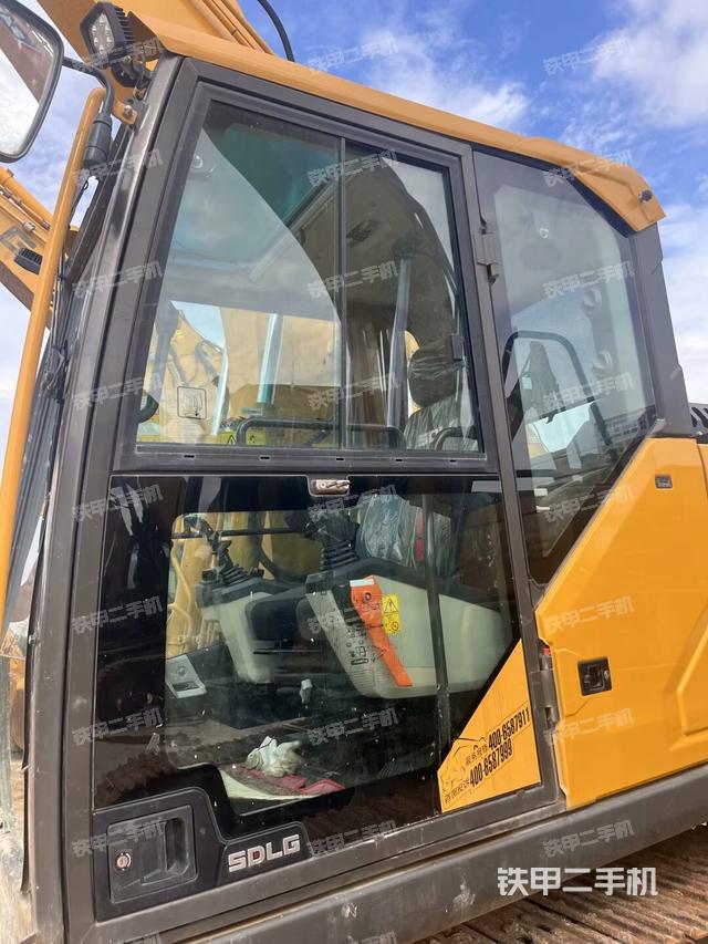 显示屏 （驾驶室部分）