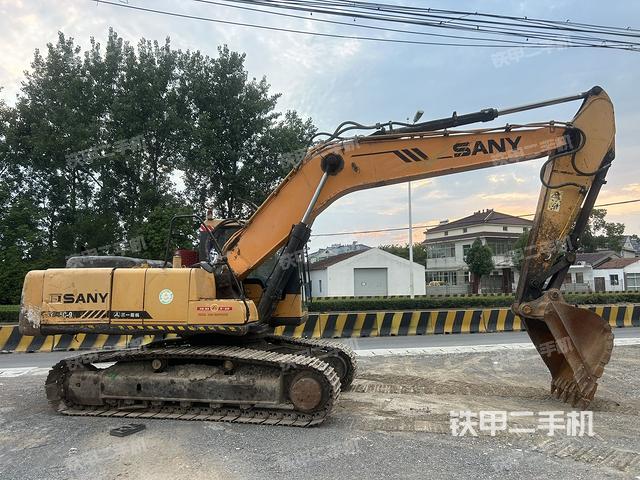 整机右后45°(整机外观) 整机右后45°(整机外观)