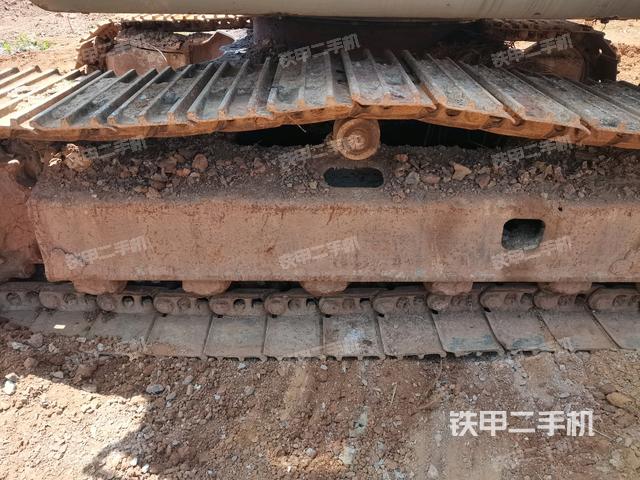 右侧行走马达盖板（行走机构）