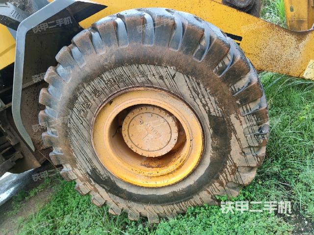 右后輪(行走機(jī)構(gòu)) 右后輪(行走機(jī)構(gòu))