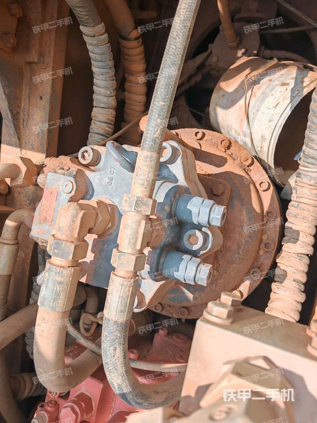 回转马达(上车部件) 回转马达(上车部件)