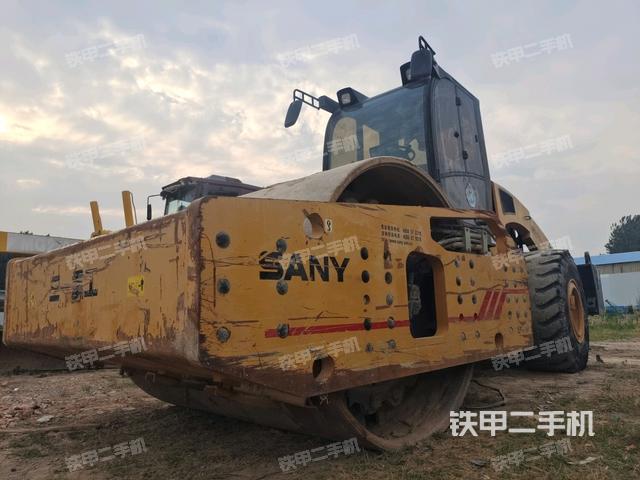 三一重工SSR360C-6壓路機(jī)