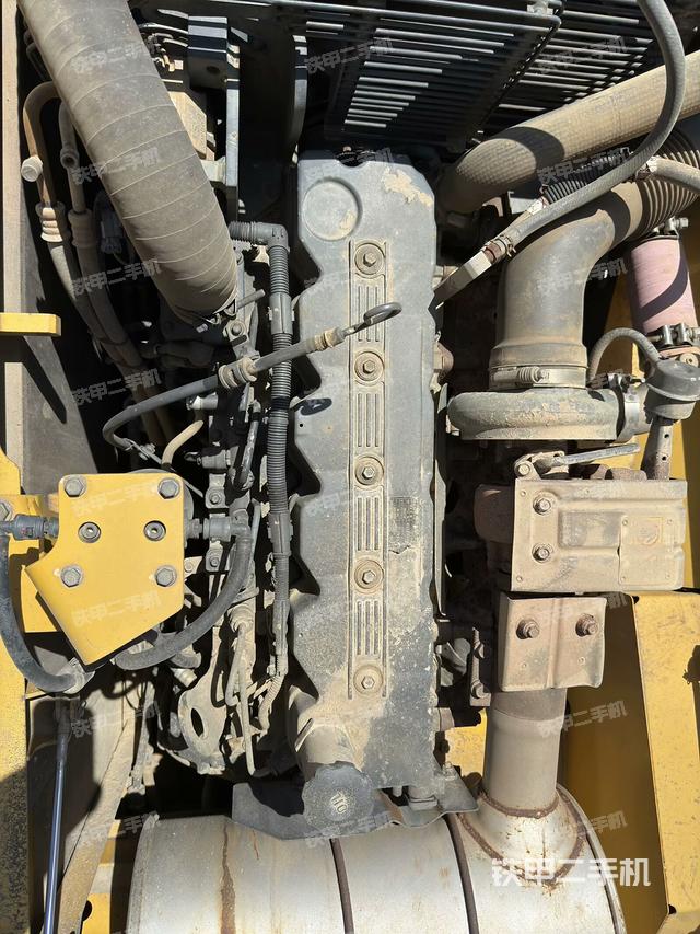 发动机整体俯视(整机外观) 发动机整体俯视(整机外观)