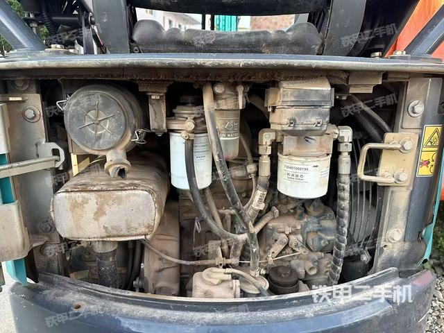 发动机整体俯视(整机外观) 发动机整体俯视(整机外观)