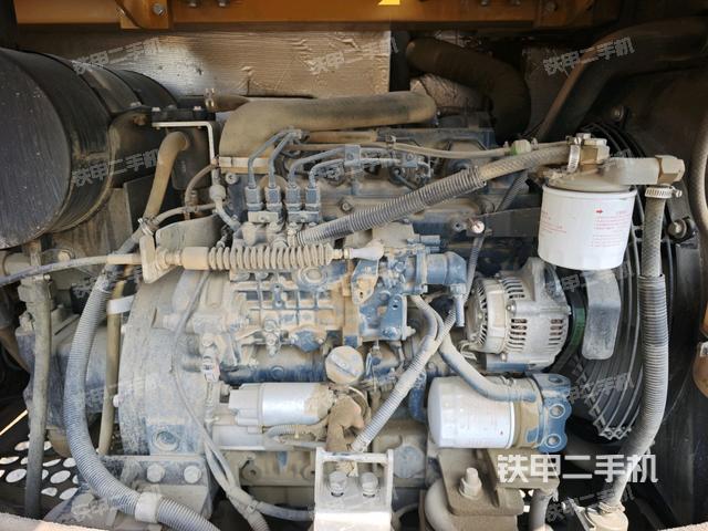 發(fā)動機整體俯視（整機外觀）