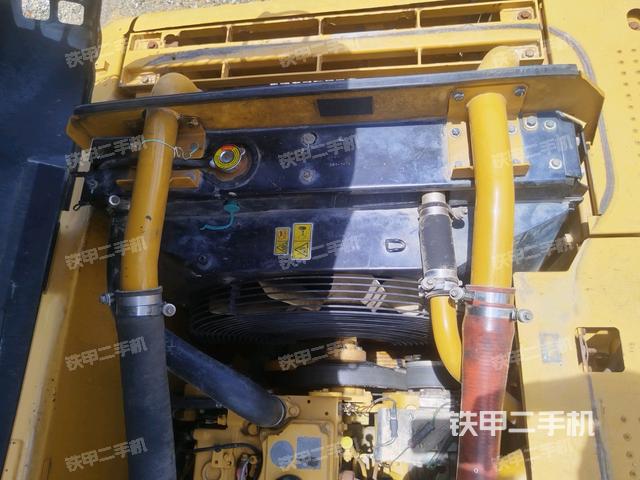 水箱+风扇特写(上车部件) 水箱+风扇特写(上车部件)