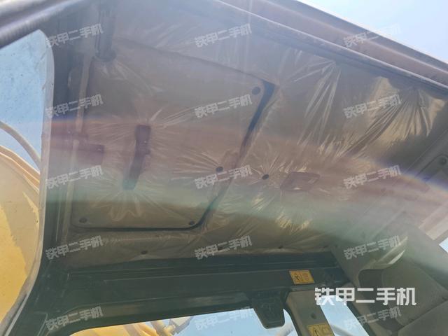 頂棚整體(駕駛室部分) 頂棚整體(駕駛室部分)