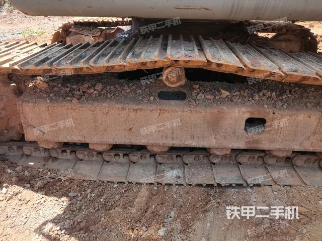 右侧履带整体（行走机构）