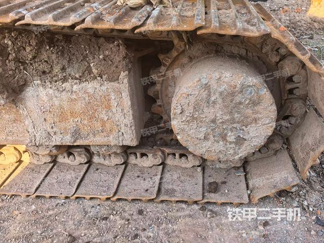 左驅(qū)動(dòng)輪(行走機(jī)構(gòu)) 左驅(qū)動(dòng)輪(行走機(jī)構(gòu))