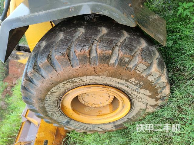 左前輪(行走機(jī)構(gòu)) 左前輪(行走機(jī)構(gòu))