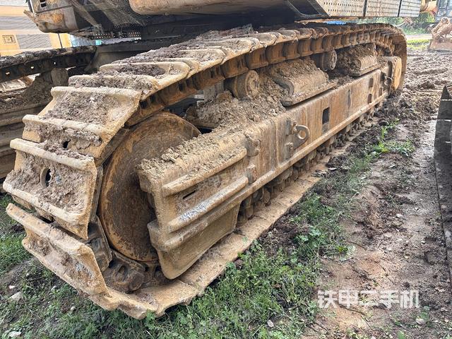 单侧履带整体（整机外观）