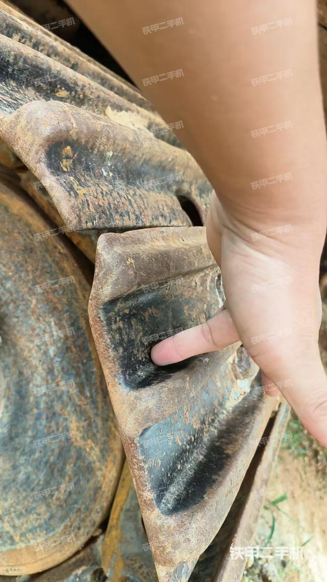 徐工XE370D挖掘机的设备实拍-第3张实拍照片