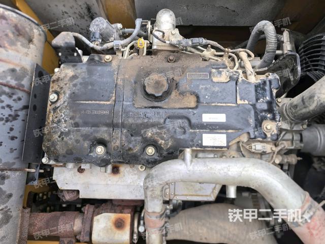 發(fā)動(dòng)機(jī)整體俯視(整機(jī)外觀) 發(fā)動(dòng)機(jī)整體俯視(整機(jī)外觀)