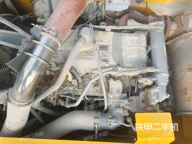 發(fā)動(dòng)機(jī)室(上車部件) 發(fā)動(dòng)機(jī)室(上車部件)