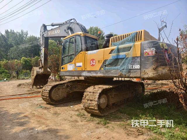 左后45(整機(jī)外觀) 左后45(整機(jī)外觀)
