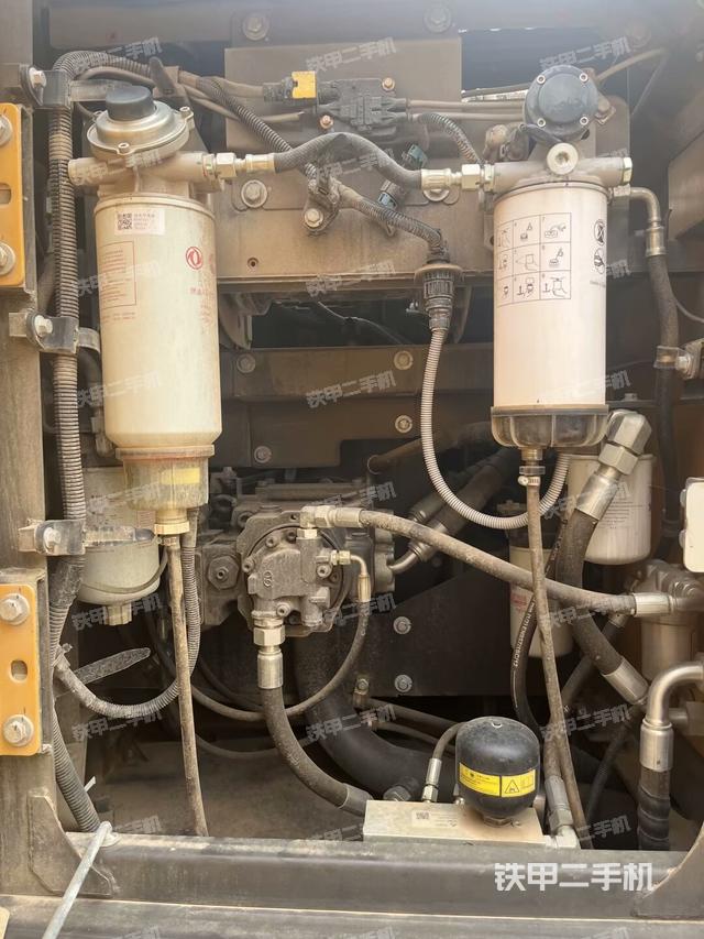 液压泵斜45 右（大件舱室）